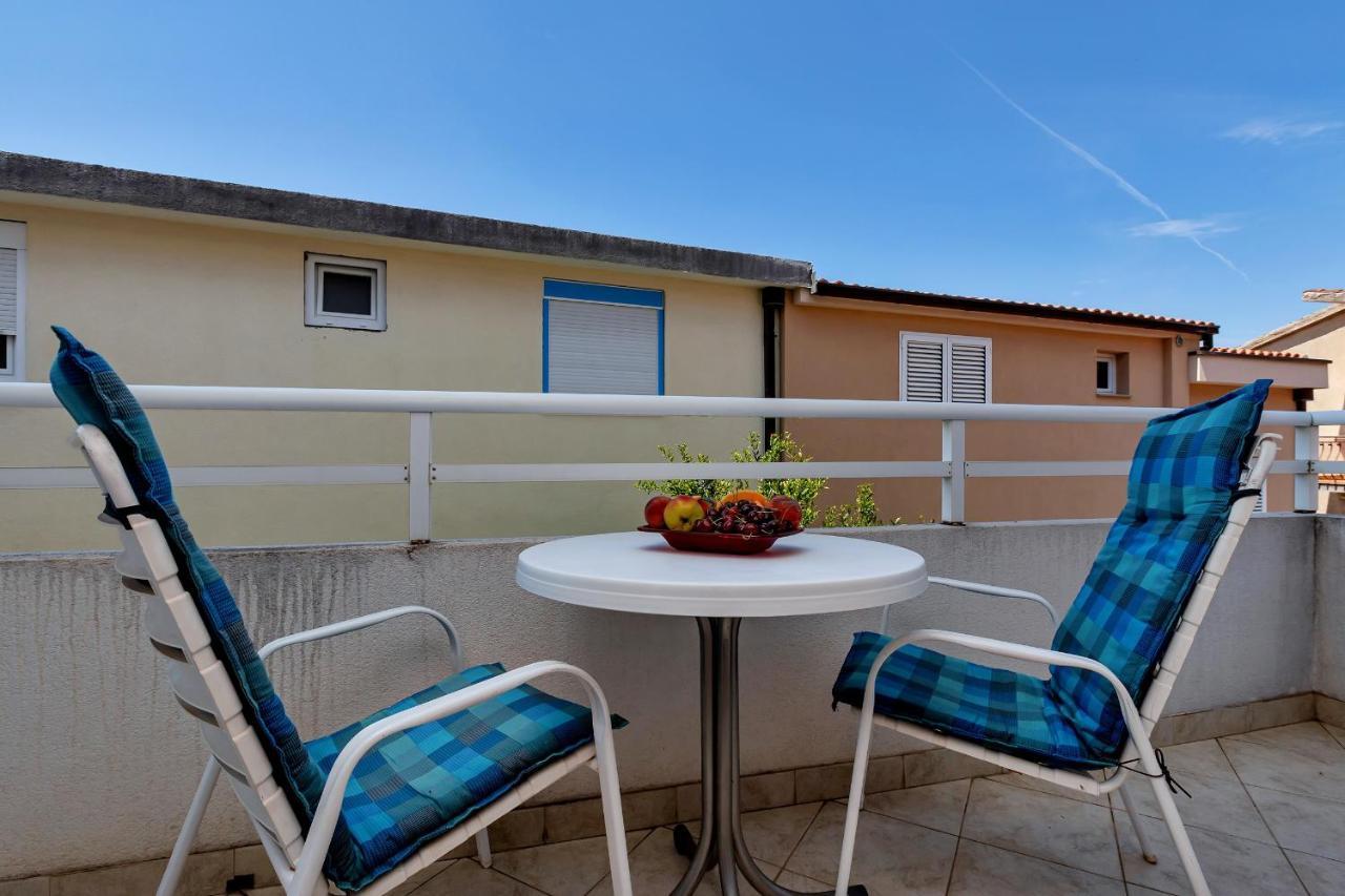 Apartment Residence Apartments *