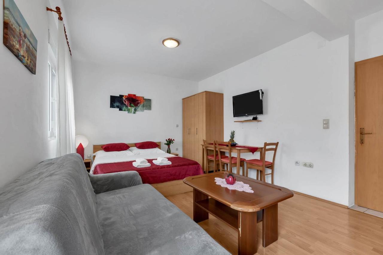 Residence Apartments * Makarska
