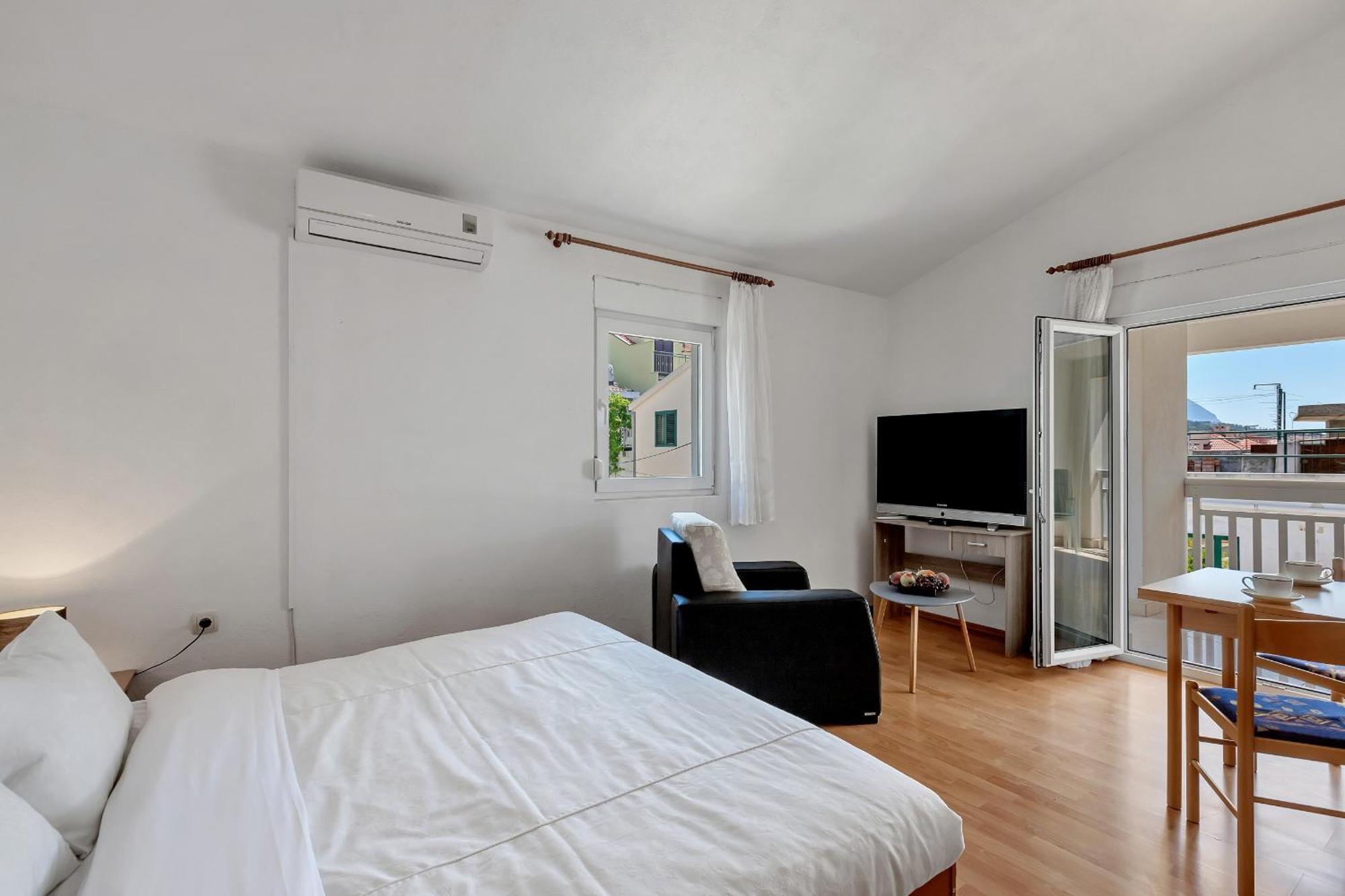 Residence Apartments Apartment *